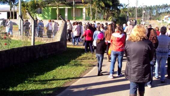 Movidos pela fé cristãos comemoram Corpus Christi no Bairro Bortolotto 1 Movidos pela fé cristãos comemoram Corpus Christi no Bairro Bortolotto