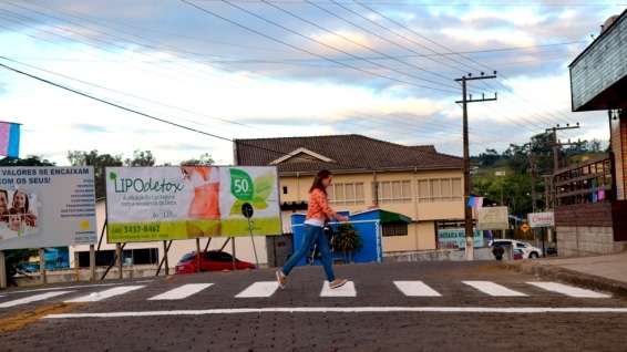 Nova Veneza inicia revitalização do trânsito