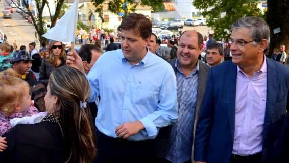 Milhares de fiéis acompanham 62ª Festa de Nossa Senhora do Caravaggio 10 Milhares de fiéis acompanham 62ª Festa de Nossa Senhora do Caravaggio