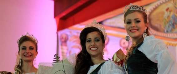 Escolhidas a rainha e princesas da Festa da Gastronomia 2013