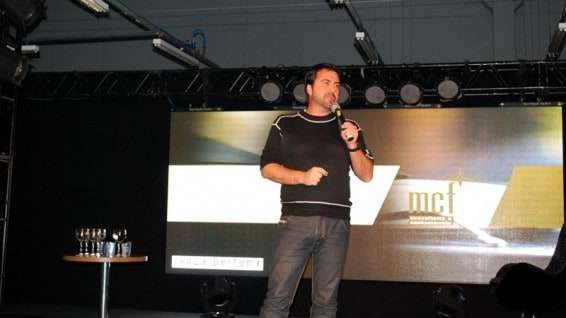 La Moda apresenta coleção Verão 2014 em Convenção Interna