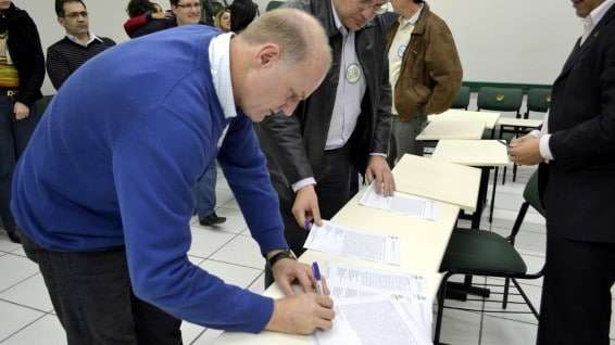 Gildo Volpato e Márcio Fiori são reeleitos como reitor e vice da Unesc