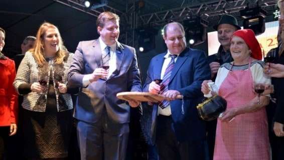 Virada da polenta abre oficialmente 9ª Festa da Gastronomia