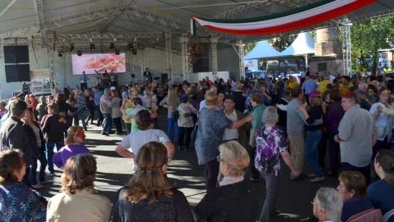 Animação para mais de 1,5 mil idosos na 9ª Festa da Gastronomia
