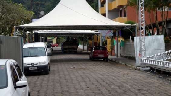 Estrutura da 9ª Festa da Gastronomia começa a ser desmontada