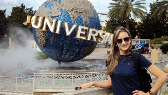 Elizângela Casagrande Laurindo diretamente de Orlando.