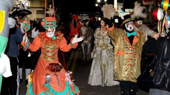 Carnevale de Nova Veneza atrai 30 mil visitantes