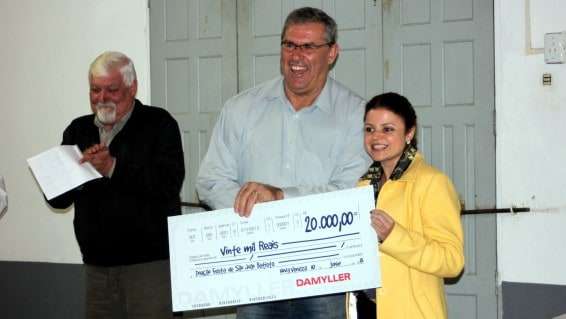 Comissão da Festa de São João realiza reunião para receber doação e acertar detalhes