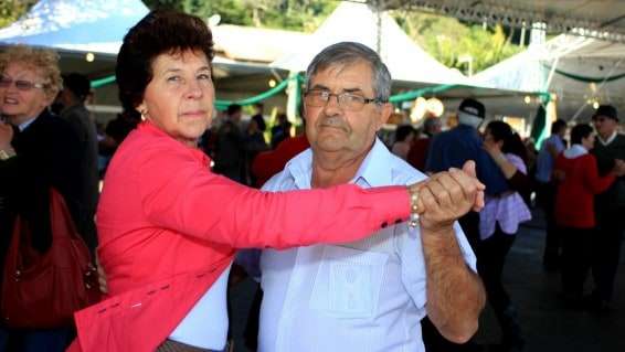 Animação para mais de 1,5 mil idosos na 9ª Festa da Gastronomia