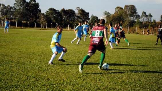 São Bento Baixo e Baixada largam na frente no municipal de campo