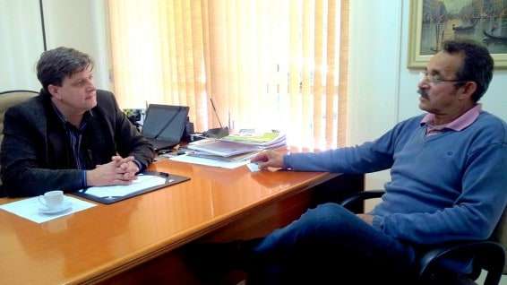 Prefeito recebe suplentes que irão assumir nesta quinta-feira