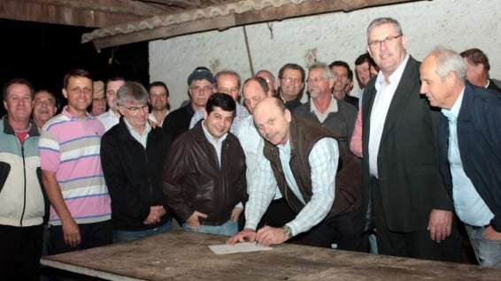 Ronaldo Benedet traz recursos para Nova Veneza em confraternização do PMDB 4 Ronaldo Benedet traz recursos para Nova Veneza em confraternização do PMDB