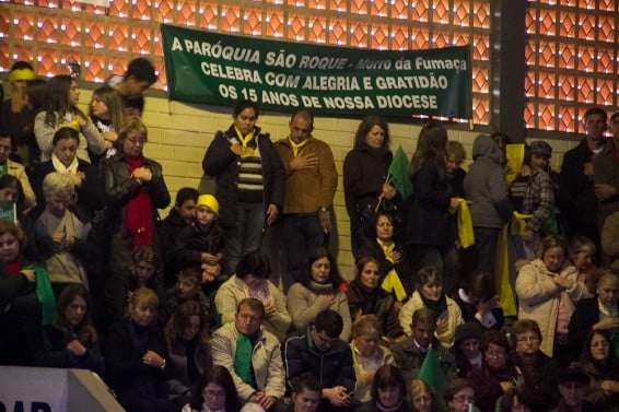 Fiéis lotam o ginásio de Caravaggio para celebrar os 15 anos da Diocese 25 Fiéis lotam o ginásio de Caravaggio para celebrar os 15 anos da Diocese