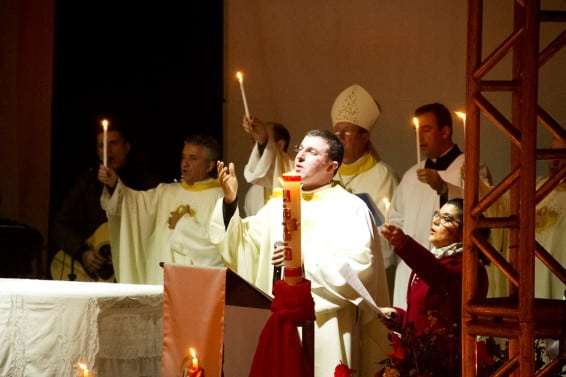 Fiéis lotam o ginásio de Caravaggio para celebrar os 15 anos da Diocese 35 Fiéis lotam o ginásio de Caravaggio para celebrar os 15 anos da Diocese