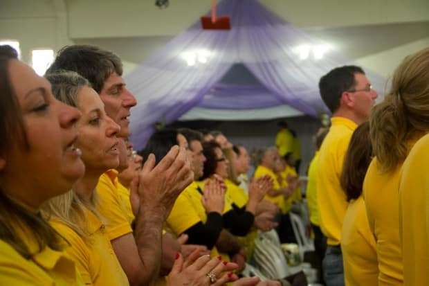 Confraternização do Movimento de Irmãos é encerrada com missa 9 Confraternização do Movimento de Irmãos é encerrada com missa