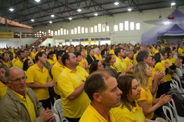 Confraternização do Movimento de Irmãos é encerrada com missa 10 Confraternização do Movimento de Irmãos é encerrada com missa