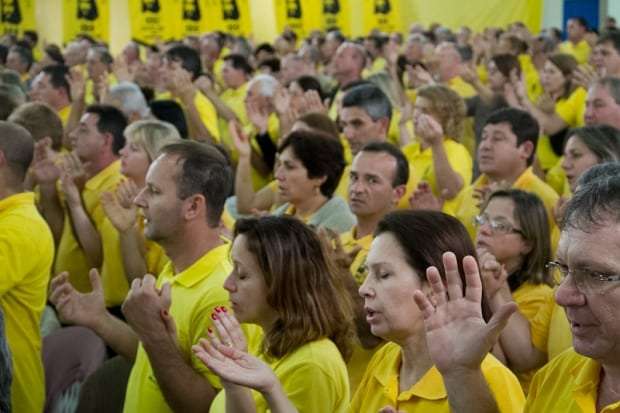 Confraternização do Movimento de Irmãos é encerrada com missa 19 Confraternização do Movimento de Irmãos é encerrada com missa