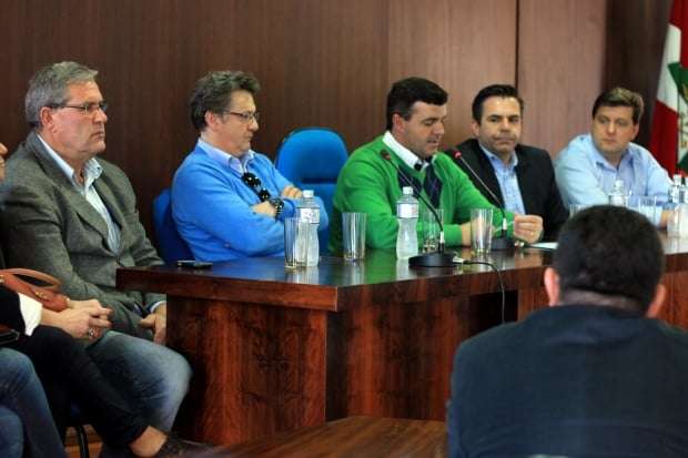 Autoridades do Sul buscam solução para situação da Casa de Saúde do Rio Maina