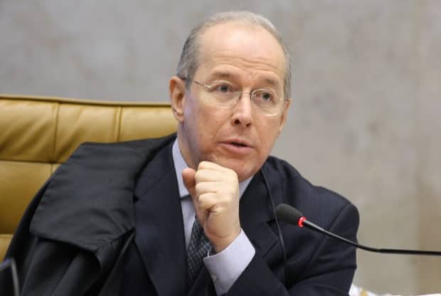 Artigo: O Ministro Celso de Mello e Capitu 1 Artigo: O Ministro Celso de Mello e Capitu