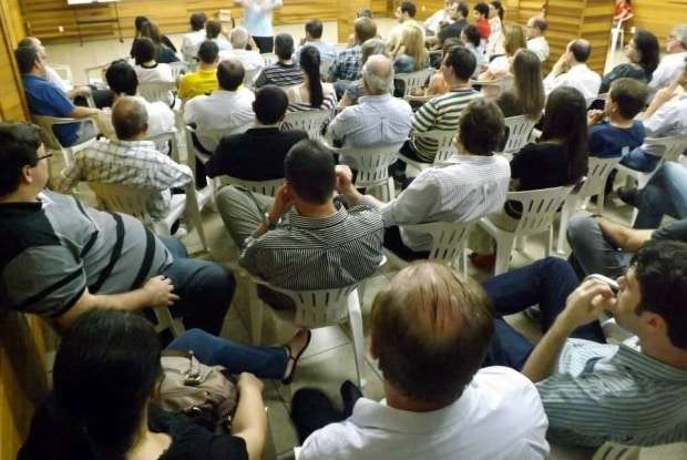 Bancários entram em greve na quinta-feira, pagamento de títulos deve ser antecipado 1 Bancários entram em greve na quinta-feira, pagamento de títulos deve ser antecipado