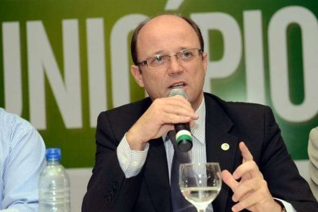 Guinga confirma saída do PP e vai para o PSD 1 Guinga confirma saída do PP e vai para o PSD