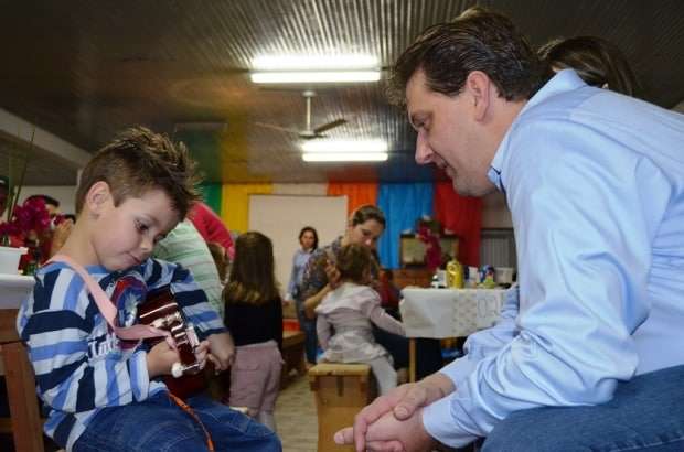 Festa reúne famílias em São Francisco 9 Festa reúne famílias em São Francisco