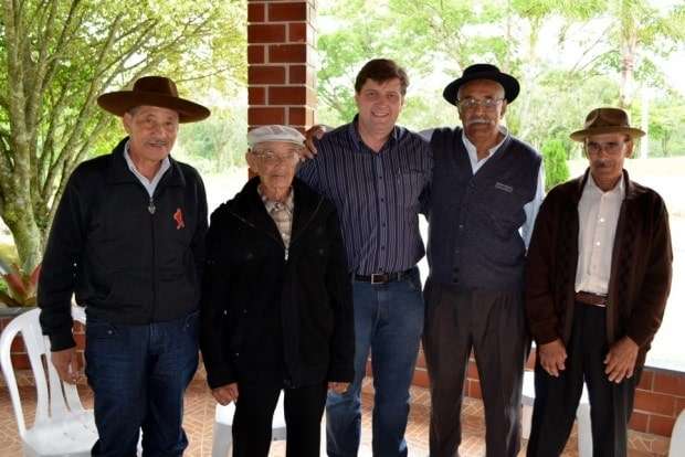Confraternização terceira idade de Nova Veneza 15 Confraternização terceira idade de Nova Veneza