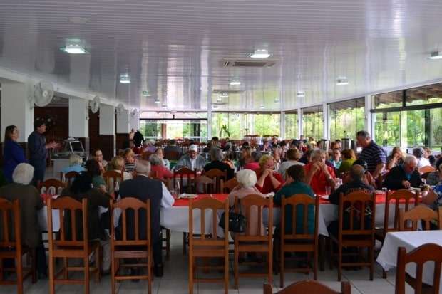Confraternização terceira idade de Nova Veneza 3 Confraternização terceira idade de Nova Veneza