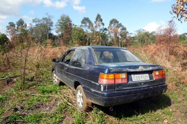 Polícia Militar recupera mais um veículo furtado em Criciúma e abandonado no limite de Nova Veneza
