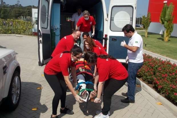 La Moda realiza simulação de incêndio para treinar profissionais 1 La Moda realiza simulação de incêndio para treinar profissionais