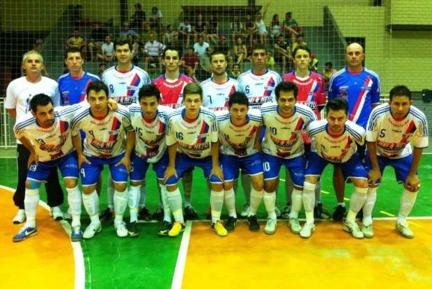 Em jogo dramático, Nova Veneza vence e está na final da LAC