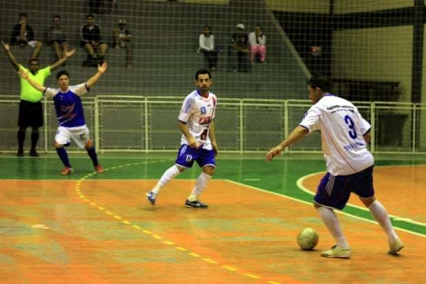 Nova Veneza perde jogo de ida da semifinal da LAC