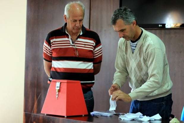 Confusão entre membros faz PMDB de Nova Veneza eleger somente diretório 1 Confusão entre membros faz PMDB de Nova Veneza eleger somente diretório