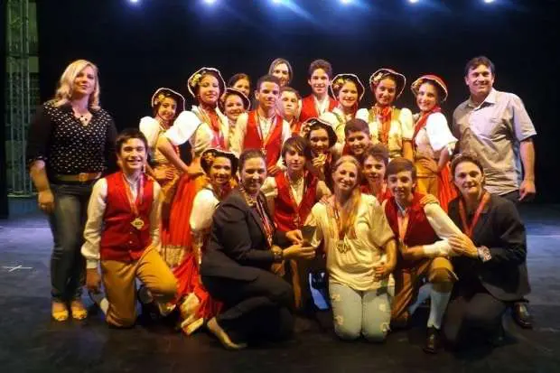 Escola de Nova Veneza participa de final do Dança Catarina