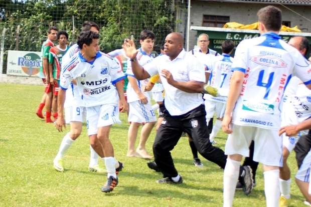 Forquilhinha é campeão da Larm na categoria Júnior