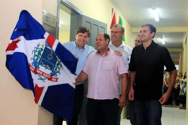 Administração de Nova Veneza inaugura duas salas de aula 1 Administração de Nova Veneza inaugura duas salas de aula