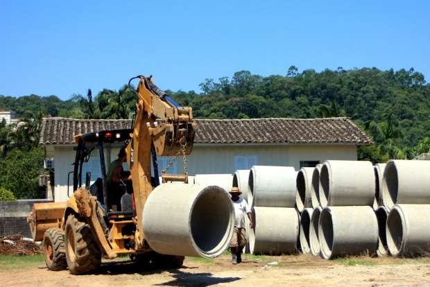 Ampliação de drenagem no centro de Nova Veneza busca evitar alagamentos 1 Ampliação de drenagem no centro de Nova Veneza busca evitar alagamentos