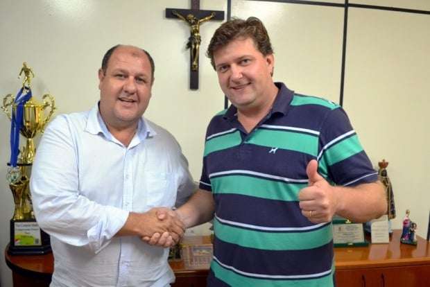 Evandro Gava transmite o cargo a Zé Spilere 1 Evandro Gava transmite o cargo a Zé Spilere