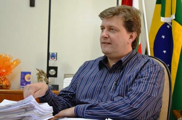 Prefeito Evandro Gava viaja a Brasília nesta segunda-feira 1 Prefeito Evandro Gava viaja a Brasília nesta segunda-feira