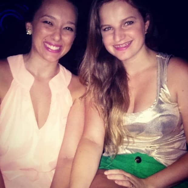 Ricardo Mazzorana - Falando em Grupo Folclórico... o ano de 2014 promete 6 Monique Destro e Maria Amélia Spilere Ghisleri curtindo muitíssimo bem a noite carioca!