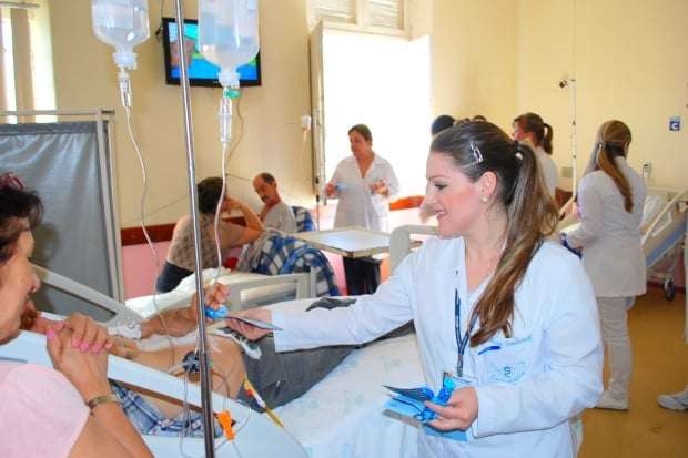 Unesc oferece pós-graduação única em Santa Catarina, para enfermeiros