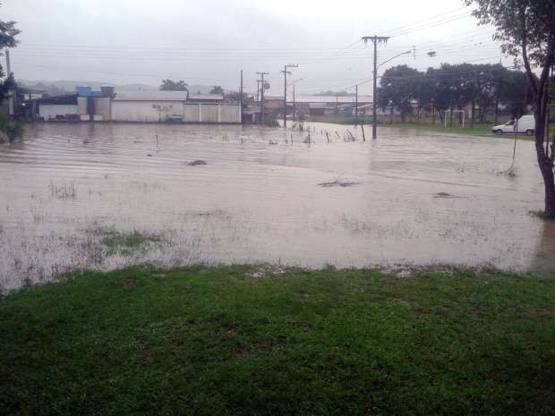 Nova Veneza pede ajuda para famílias atingidas pela chuva