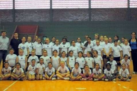 Nova Veneza pretende ter 800 crianças e adolescentes nas escolinhas em 2014 1 Nova Veneza pretende ter 800 crianças e adolescentes nas escolinhas em 2014