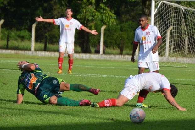 Metropolitano vence a primeira partida da semifinal