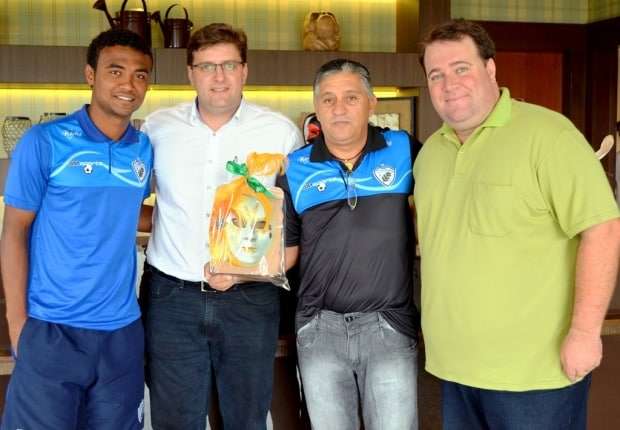 Jogadores do Londrina se hospedam em hotel de Nova Veneza 1 Jogadores do Londrina se hospedam em hotel de Nova Veneza