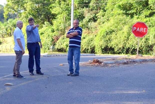 Evandro Gava busca Deinfra para alteração de trecho perigoso 1 Evandro Gava busca Deinfra para alteração de trecho perigoso