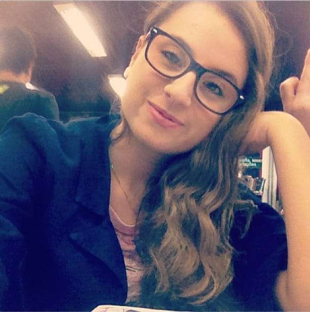 Sara Brogni, a rainha das selfies.