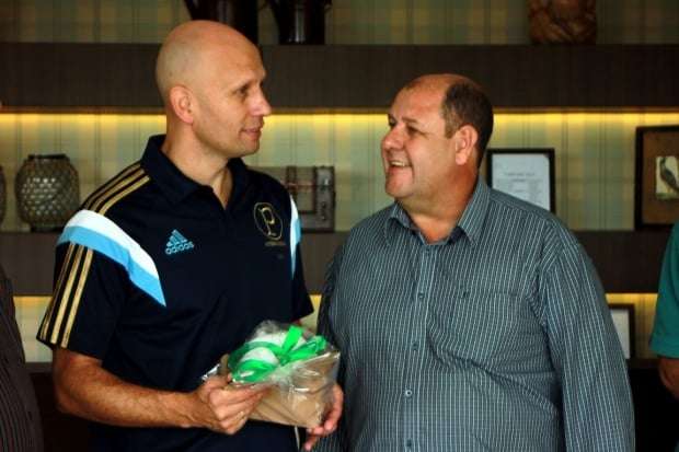 Palmeiras deixa Hotel Bormon em Nova Veneza, para confronto com o Criciúma