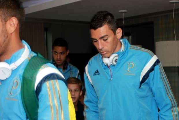 Palmeiras deixa Hotel Bormon em Nova Veneza, para confronto com o Criciúma