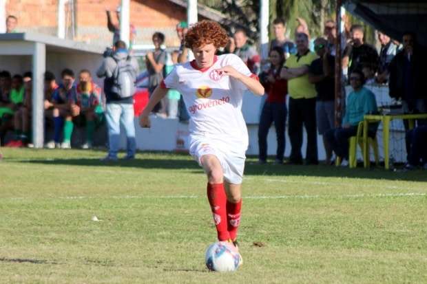 Metropolitano empata sem gols e vai decidir em casa a Copa Sul
